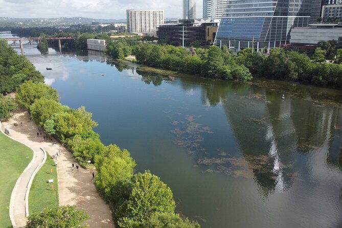 clear-kayak-tour-at-ladybird-town-lake-in-austin