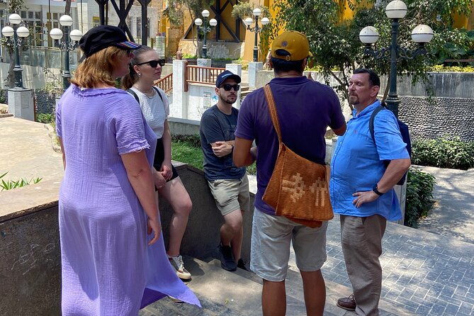 colorful-barranco-tour-and-street-art-all-included