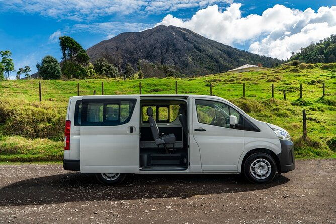 costa-rica-private-airport-departure-transfer