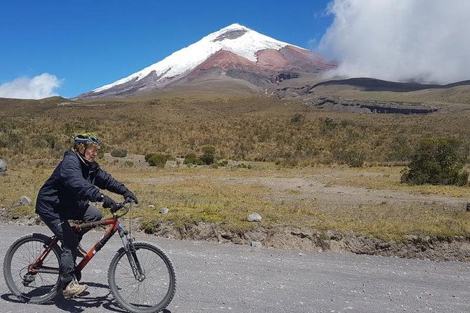 cotopaxi-bike-tour-from-quito