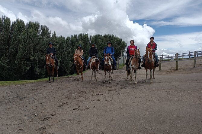 cotopaxi-volcano-horseback-ride-and-hike
