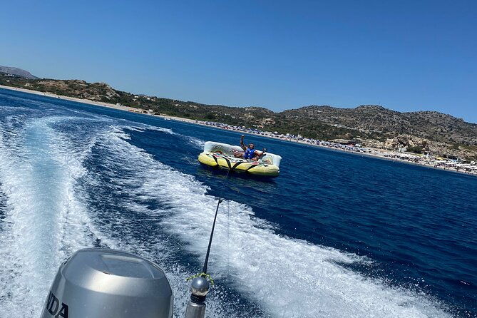 crazy-sofa-15-minutes-riding-in-traganou-beach
