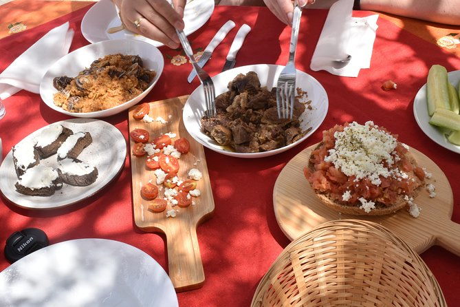 cretan-farm-tour-with-cheese-making-picnic-with-cretan-vibes