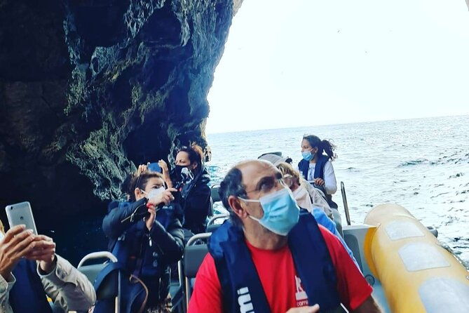 cruise-along-the-beaches-of-arrabida