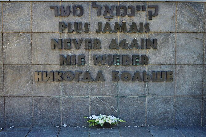 dachau-memorial-public-tour