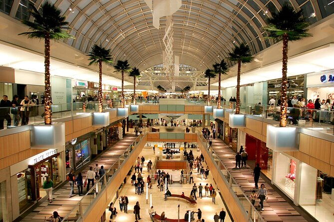 dallas-best-of-shopping-malls-in-the-luxury-private-limousine