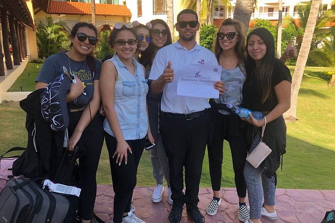 dat-punta-cana-transfer-to-hilton-la-romana-family-round-trip