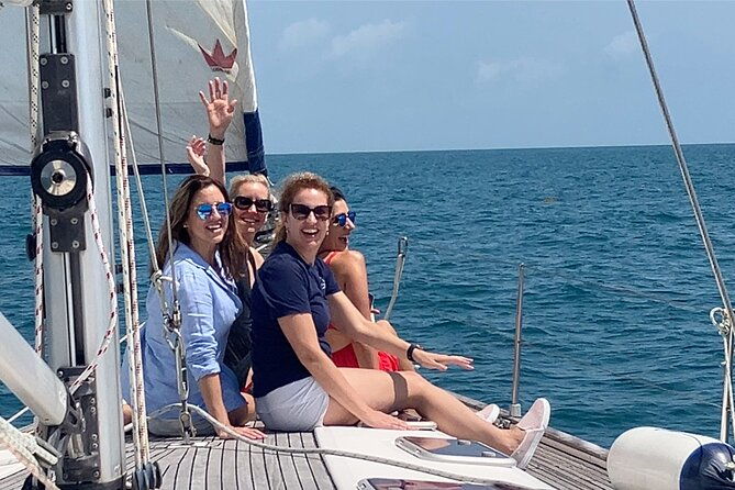 day-sailing-adventure-in-the-florida-marine-sanctuary