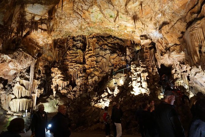 day-tour-gods-eyes-cave-saeva-dupka-cave-glozehne-monastery