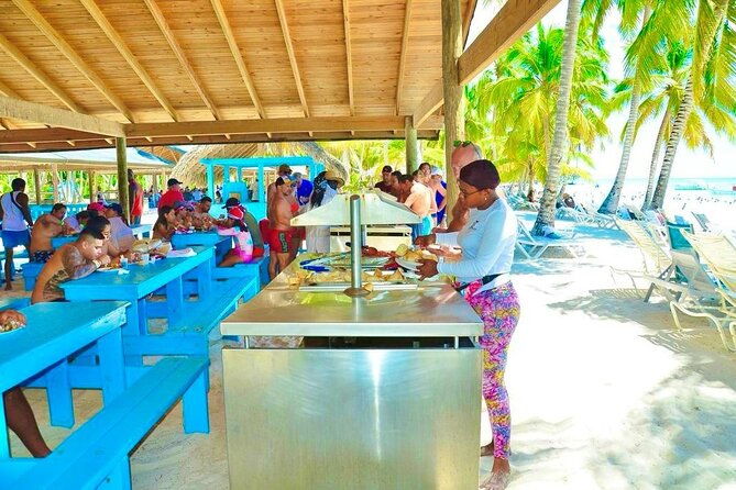 day-trip-to-saona-island-with-lunch-and-open-bar