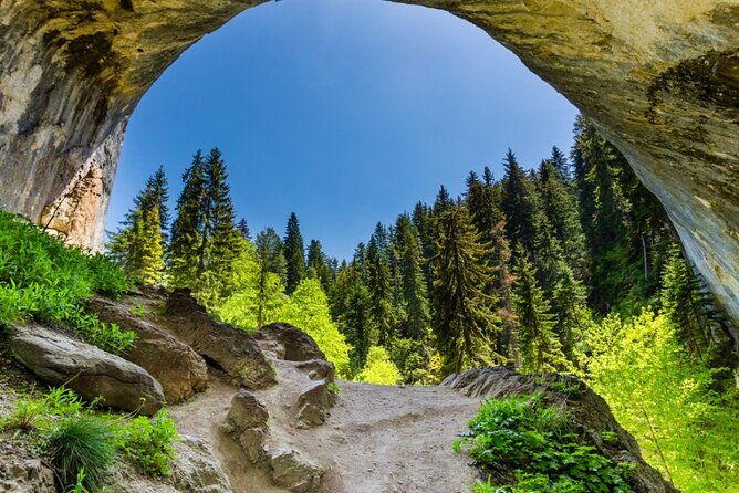 day-trip-to-the-marvelous-bridges-and-the-unique-rhodope-cuisine