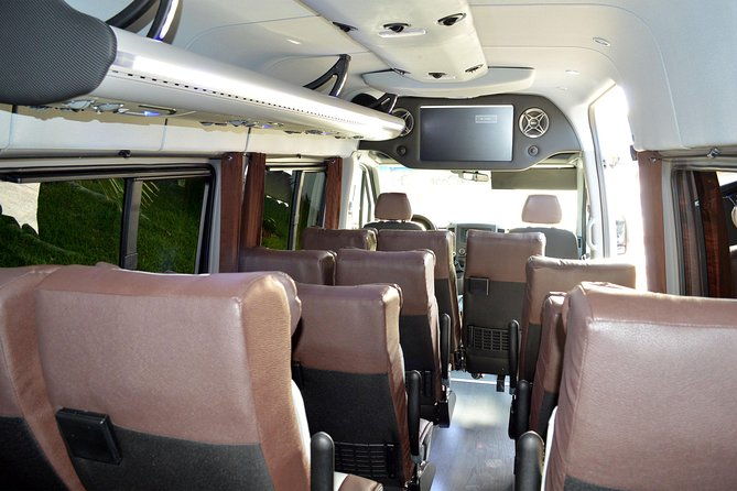 departure-luxury-transportation-hotels-to-punta-cana-international-airport1-5