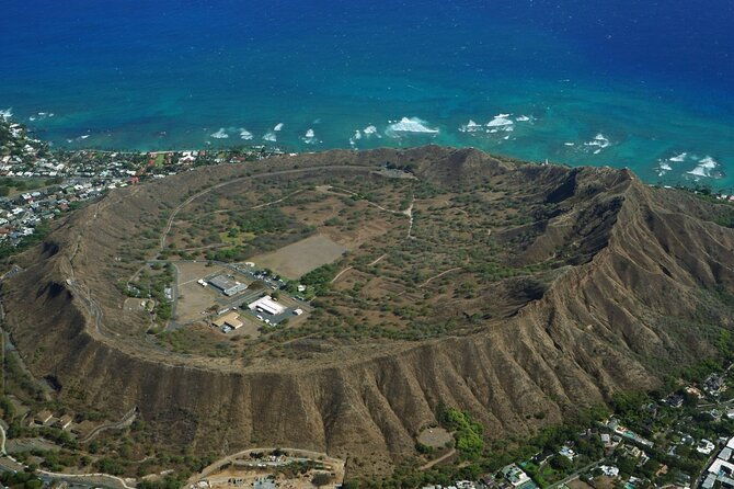 diamond-head-and-manoa-falls-hike-and-adventure-tour