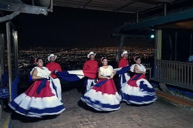 dinner-typical-dance-show-at-the-best-viewpoint-in-san-jose