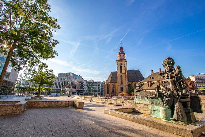 discover-frankfurts-most-photogenic-spots-with-a-local