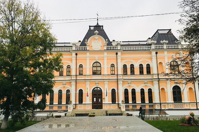 discover-gagauzia-and-manuc-bei-mansion