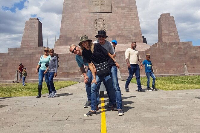 discover-quito-city-tour-middle-of-the-world
