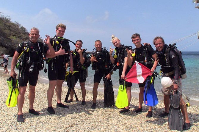 discover-scuba-dive-in-curacao