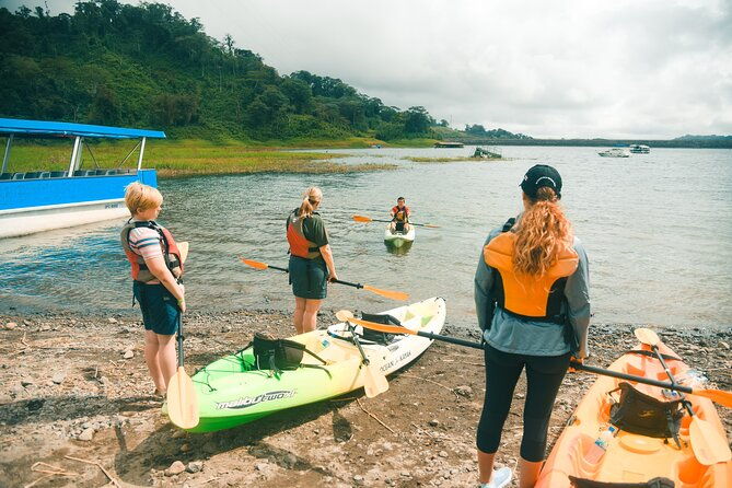 discover-the-beauty-of-arenal-lake-on-a-guided-kayaking-tour