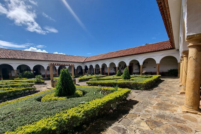 discover-villa-de-leyva-a-colonial-and-historic-town-and-enjoy-the-vineyard