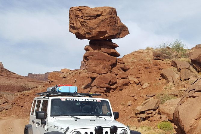 do-it-like-a-local-drive-a-canyon-in-the-comfort-of-your-personal-suv