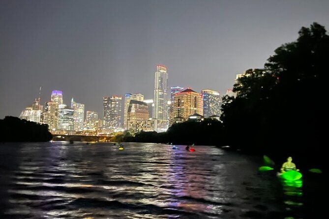 downtown-austin-sunset-kayak-tour-with-1-5-million-bats