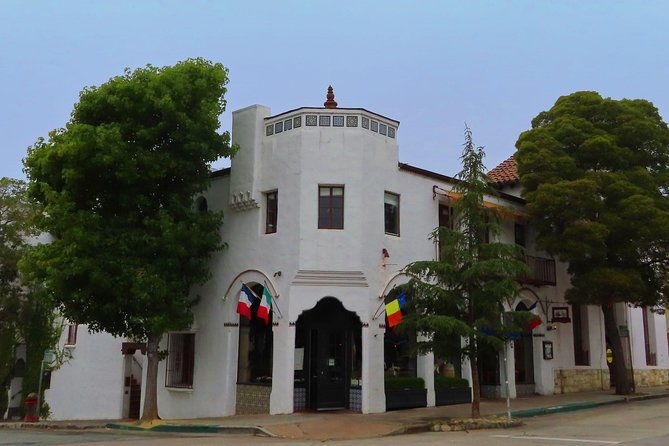 downtown-carmel-by-the-sea-a-self-guided-audio-tour