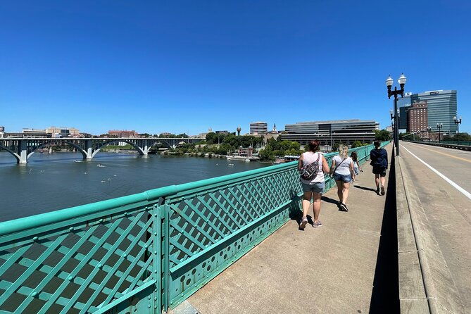 downtown-knoxville-hidden-tour-w-ice-cream-coffee-tennessee-river-gems-2