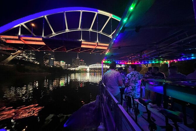 downtown-nashville-pedal-pontoon-boat-cruise-with-captain
