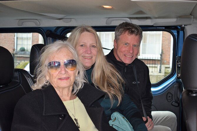 dublin-city-private-sightseeing-tour-1-7-people