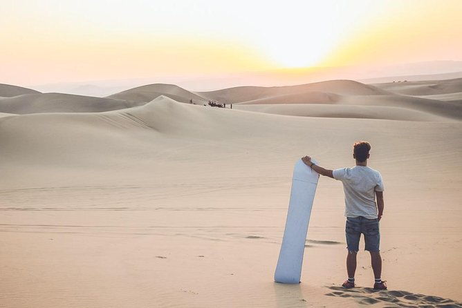 dune-buggy-in-huacachina
