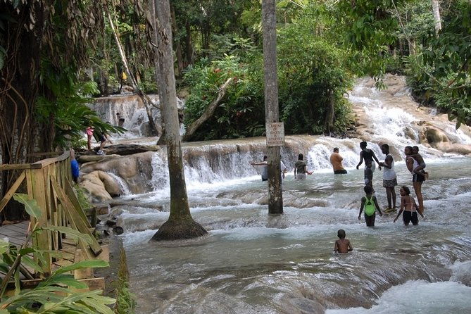 dunns-river-falls-tour-from-ocho-rios-2