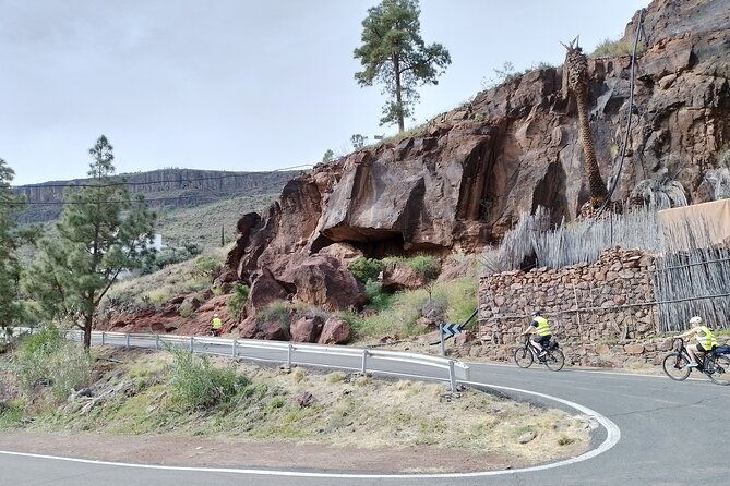 e-bike-rental-80-km-battery-life-gran-canaria-mountains-or-coast-2