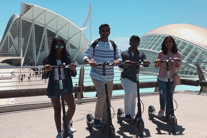 e-scooter-city-of-arts-and-sciences-private-tour