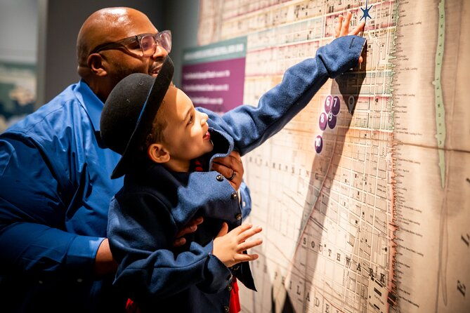 early-entry-museum-of-the-american-revolution-admission-1-hour-guided-tour