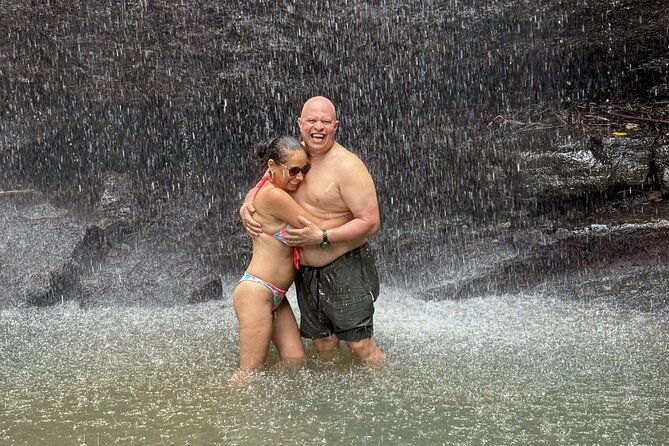 east-coast-horseback-riding-waterfall-soufriere-private-tour