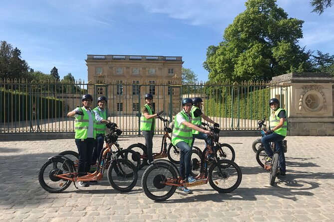 electric-2-wheeler-tour-of-the-chateau-park-and-gardens