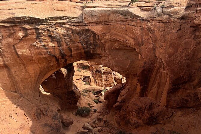 electric-dirt-bike-tour-explore-gemini-bridges-and-sandstone-canyons-moab