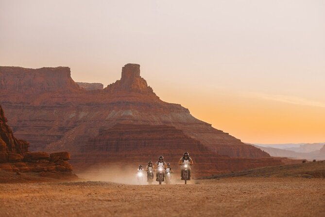 electric-dirt-bike-tour-shafer-trail-canyonlands-deadhorse