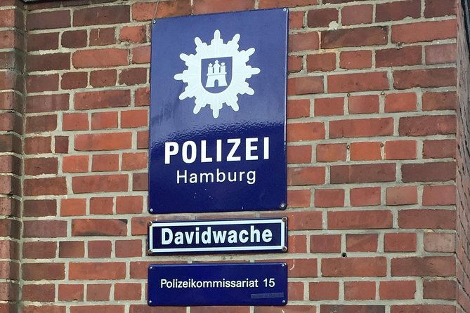 english-guided-tour-of-the-sinful-mile-reeperbahn-and-red-light-district