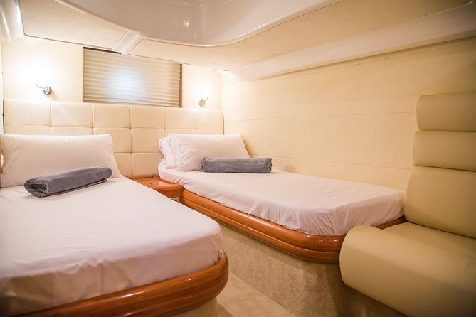 enjoy-an-unforgettable-experience-with-the-elegant-cranchi-47
