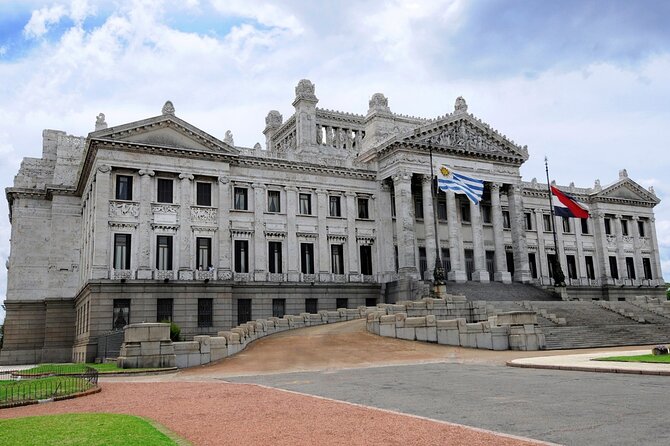 enjoy-montevideo-city-tour