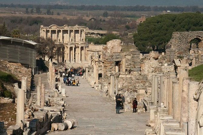 ephesus-half-day-tour-from-kusadasi-port-hotels-4