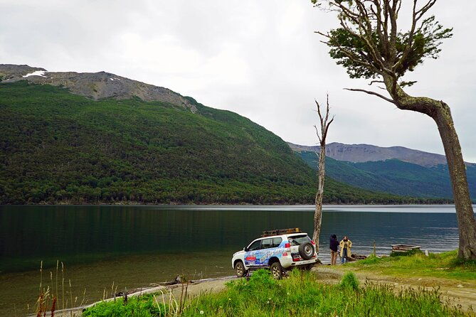 escondido-lake-and-fagnano-lake-4x4-off-road-tour-with-lunch