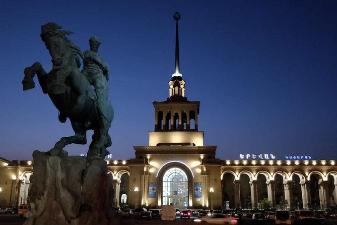 evening-walking-tour-in-yerevan