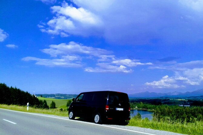 exclusive-3-royal-castle-skip-the-line-tour-of-neuschwanstein-linderhof-hohenschwangau-from-munich