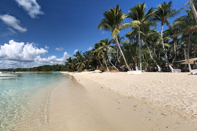 exclusive-yacht-rental-in-punta-cana