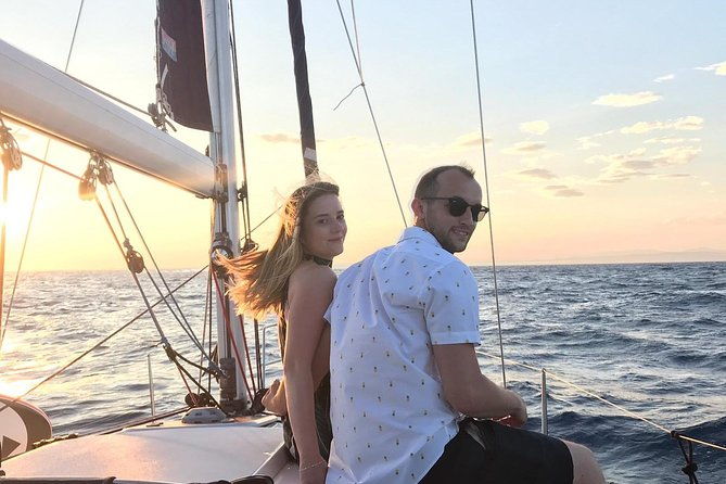 experience-romantic-sunset-sailing-on-a-modern-36ft-11m-sail-yacht-hvar-2