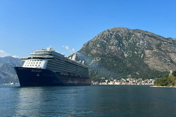 experience-speedboat-tours-in-kotor-montenegro