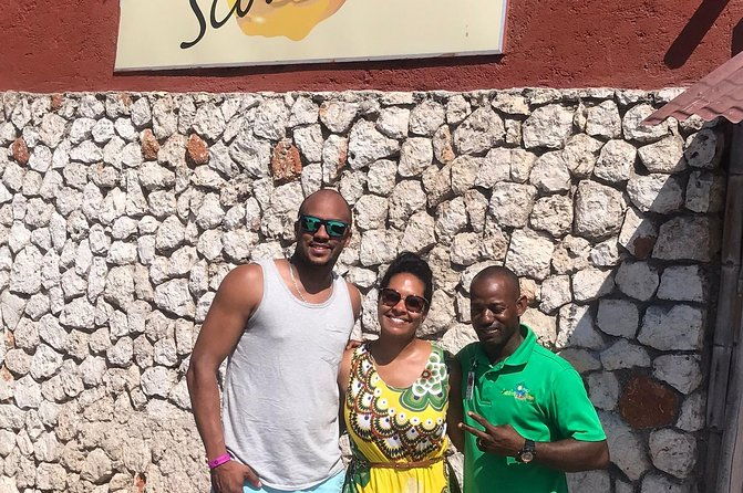 explore-montego-bay-highlight-city-tour-and-shopping